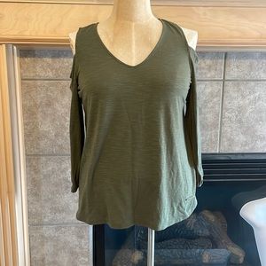 Jones New York Cold Shoulder Top